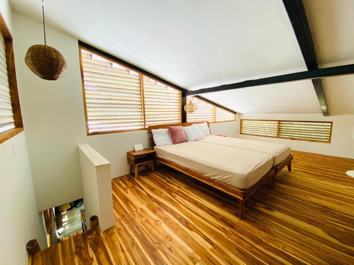 Nosotros Playa Maderas - Surf House & Casitas Villa ภายนอก รูปภาพ