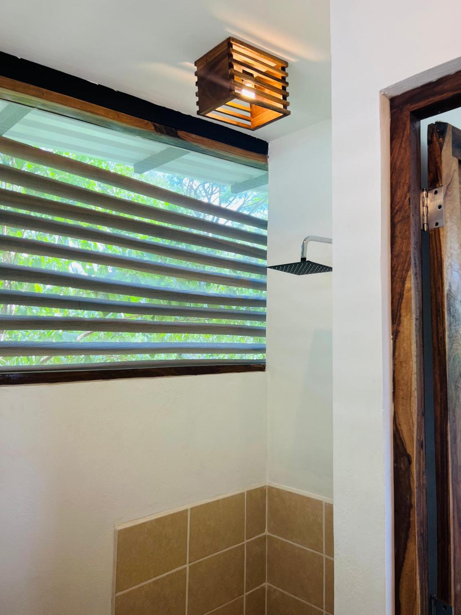 Nosotros Playa Maderas - Surf House & Casitas Villa ภายนอก รูปภาพ