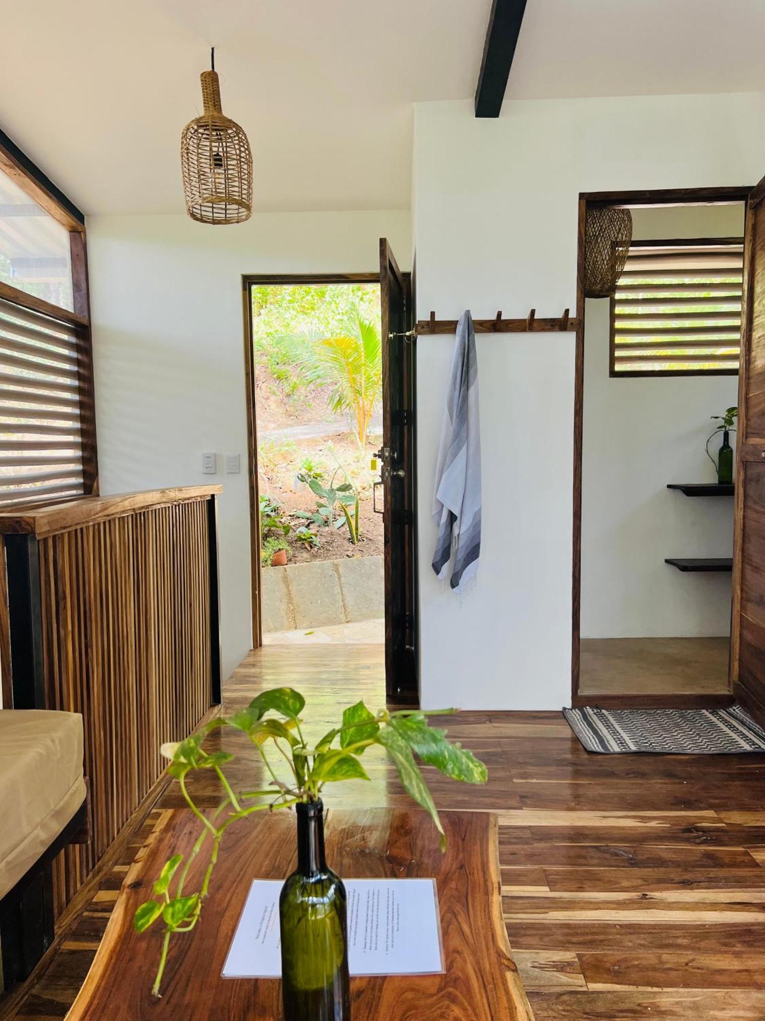 Nosotros Playa Maderas - Surf House & Casitas Villa ภายนอก รูปภาพ