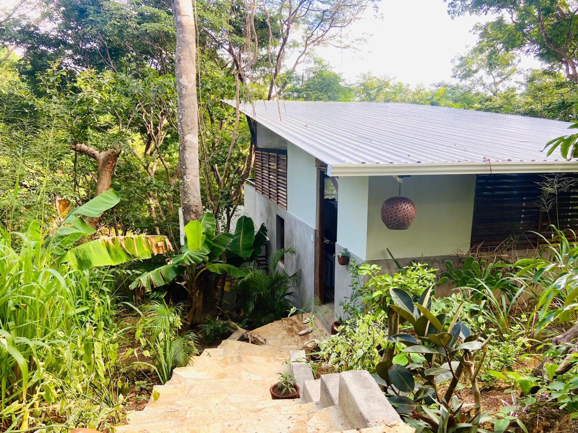 Nosotros Playa Maderas - Surf House & Casitas Villa ภายนอก รูปภาพ