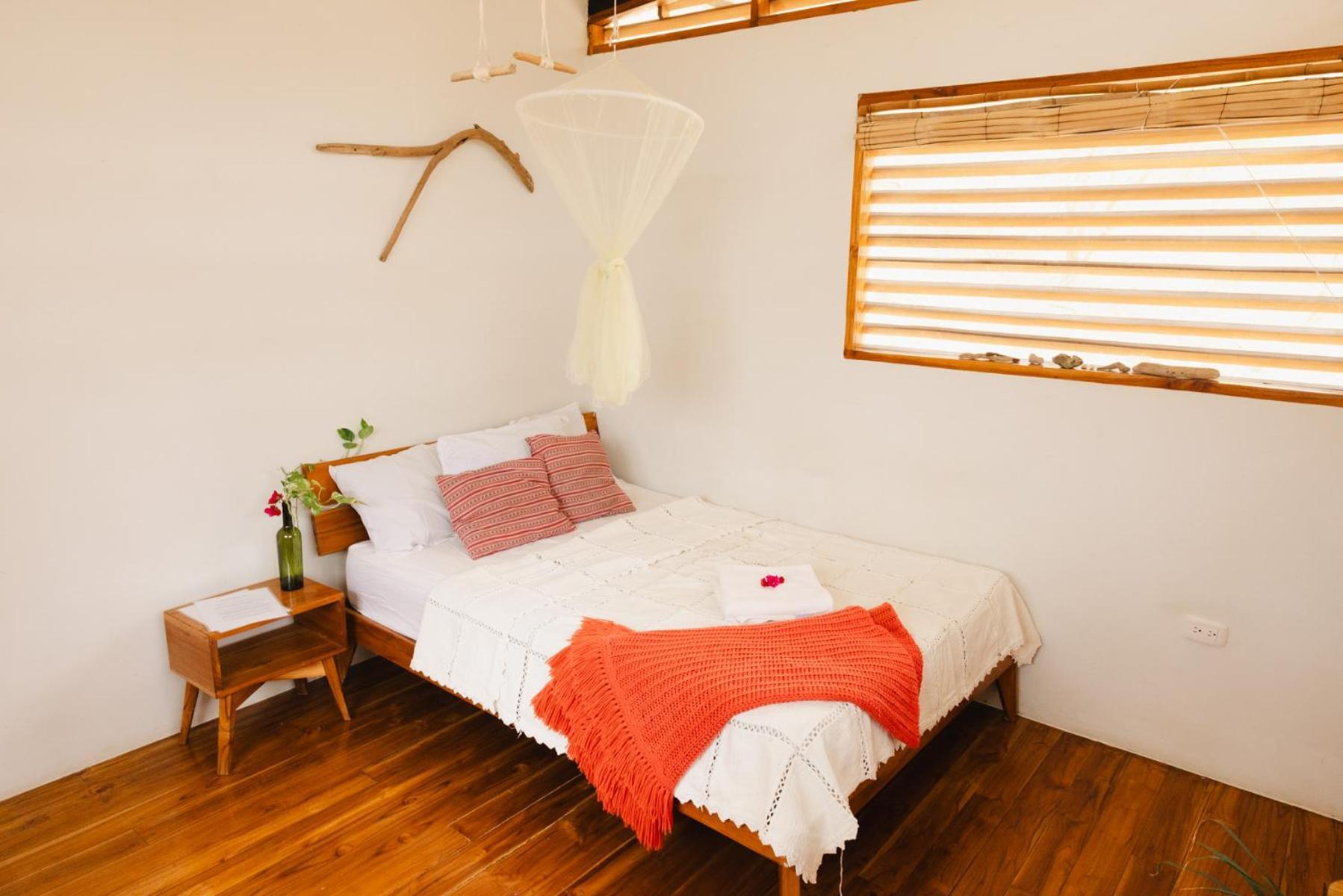 Nosotros Playa Maderas - Surf House & Casitas Villa ภายนอก รูปภาพ
